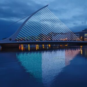 Alt Samuel Beckett Bridge Dublino