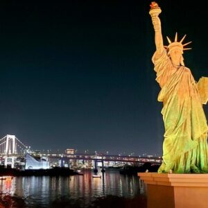 Alt Statua della Libertà Tokyo Giappone